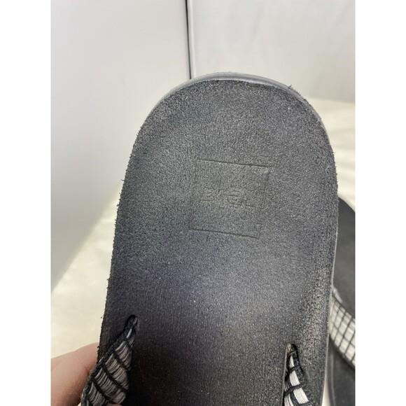 Teva Voya Women's Black/Gray/White Wedge Thong Sandals 1019043 Size: 9 - Picture 8 of 9